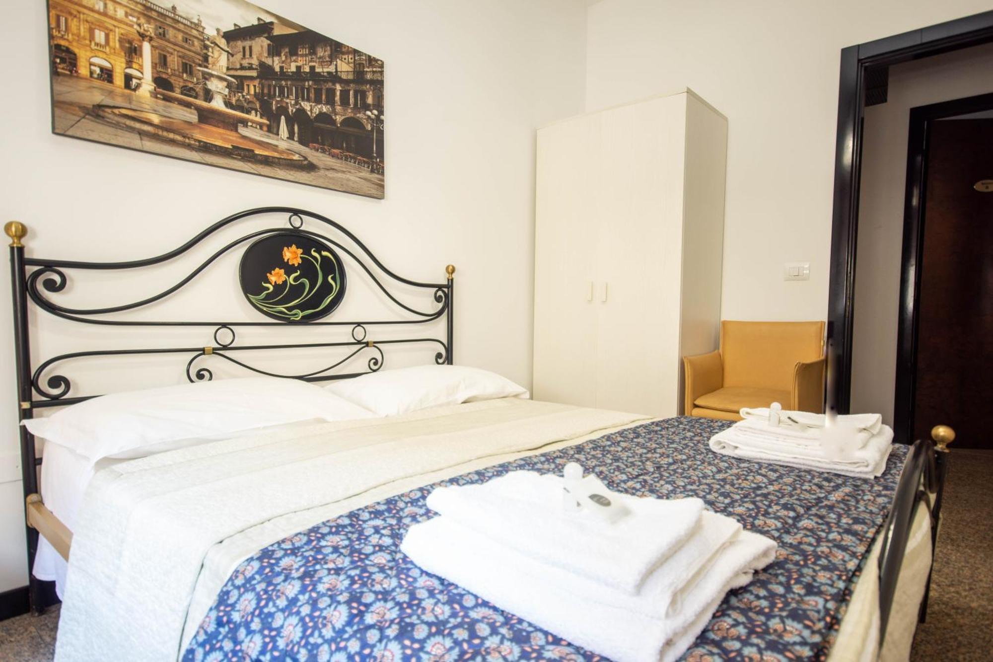 Residenza Bra Rooms Verona Exterior photo
